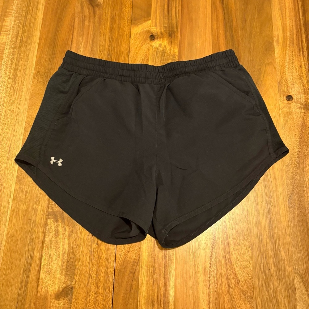 UNDER ARMOUR Women's Black Athletic Shorts